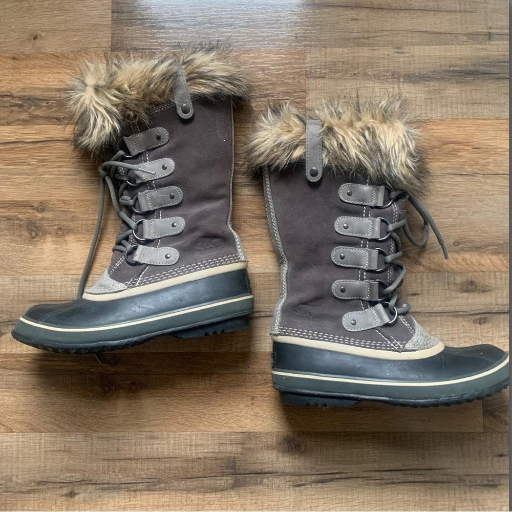 Sorel Joan of Arctic Size-7 Womens Waterproof Boots